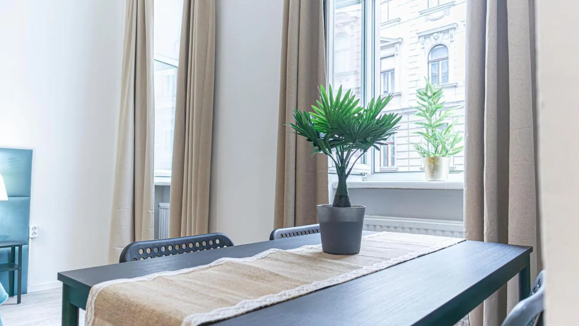 Comfy 3Br Apt For Long Stays In Best Location Vienna 0*,  Austria